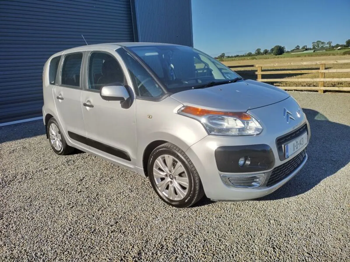 2011 Citroen C3 picasso vtr taxed & tested - Image 1
