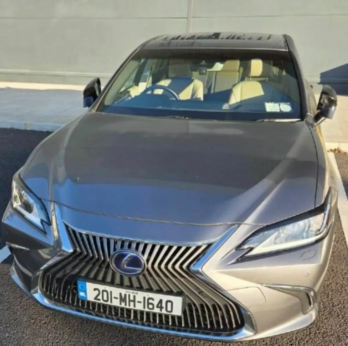 Lexus ES 300H,2020, Executive, LOW MILEAGE - Image 1