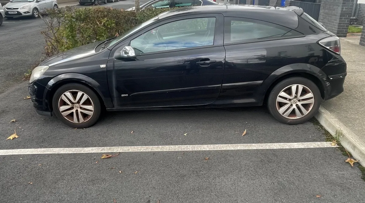 Opel Astra 2008 - Image 2