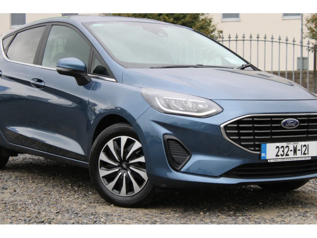 Ford Fiesta TITANIUM 1.0T 100 S6.2 M6 F 4DR - Image 3
