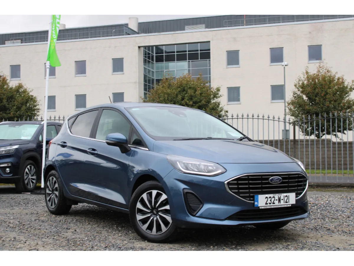 Ford Fiesta TITANIUM 1.0T 100 S6.2 M6 F 4DR - Image 4