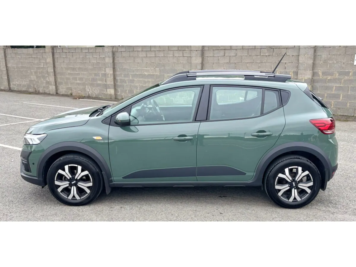 Dacia Sandero STEPWAY JOURNEY TCE 90 - Image 3