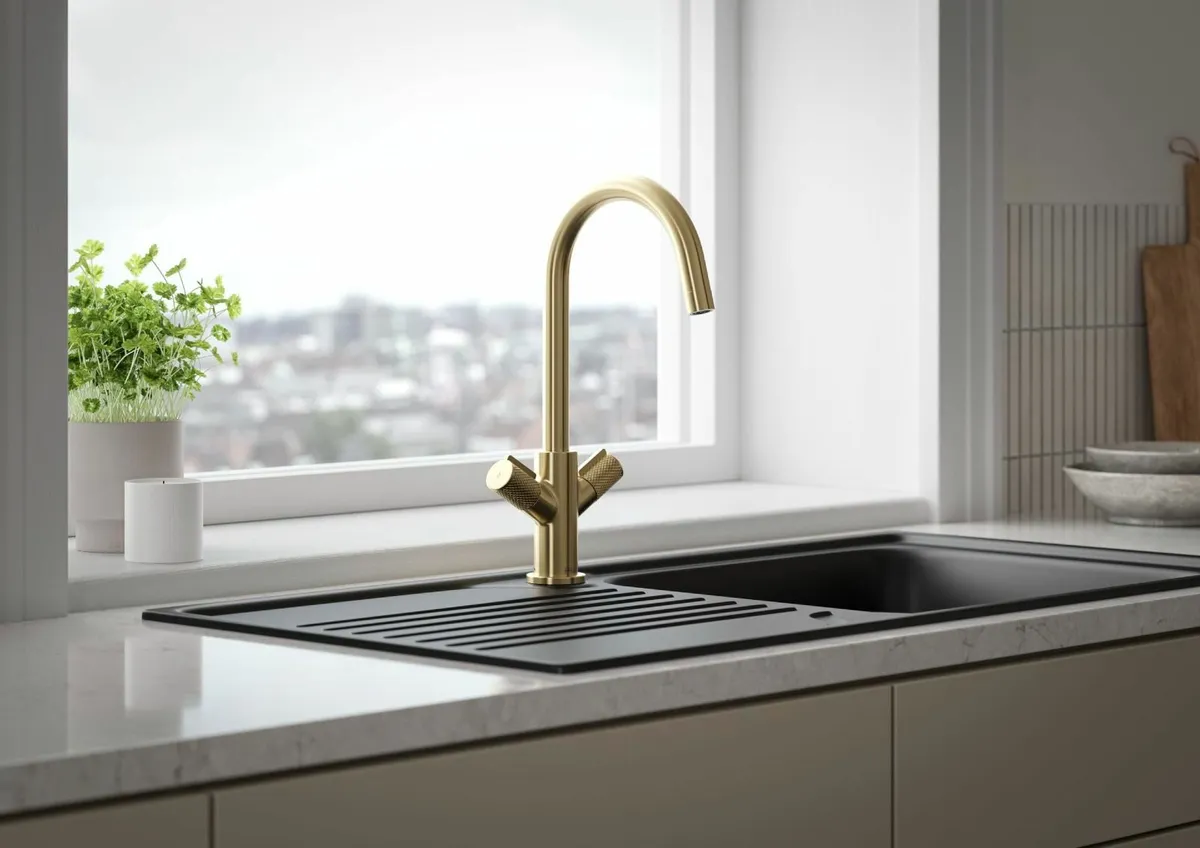 Fern Easyfit Kitchen Sink Mixer Brushed Brass Tap - Image 4