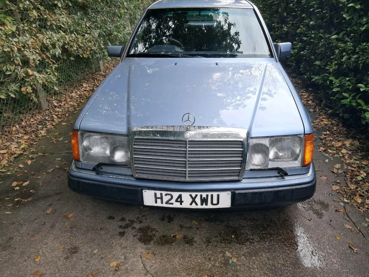 Mercedes e300d - Image 3