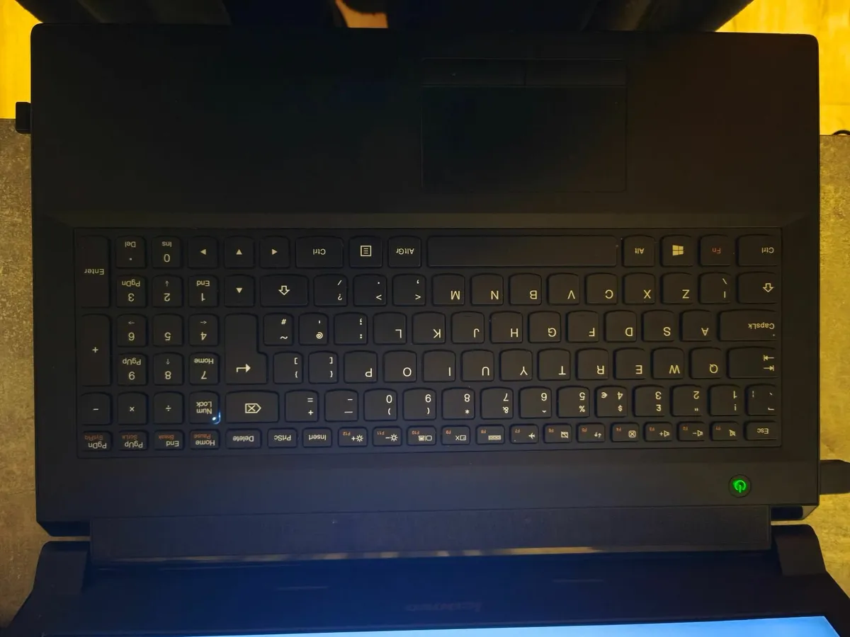 Black Lenovo 15,6" iinows 11 Lptop - Image 1