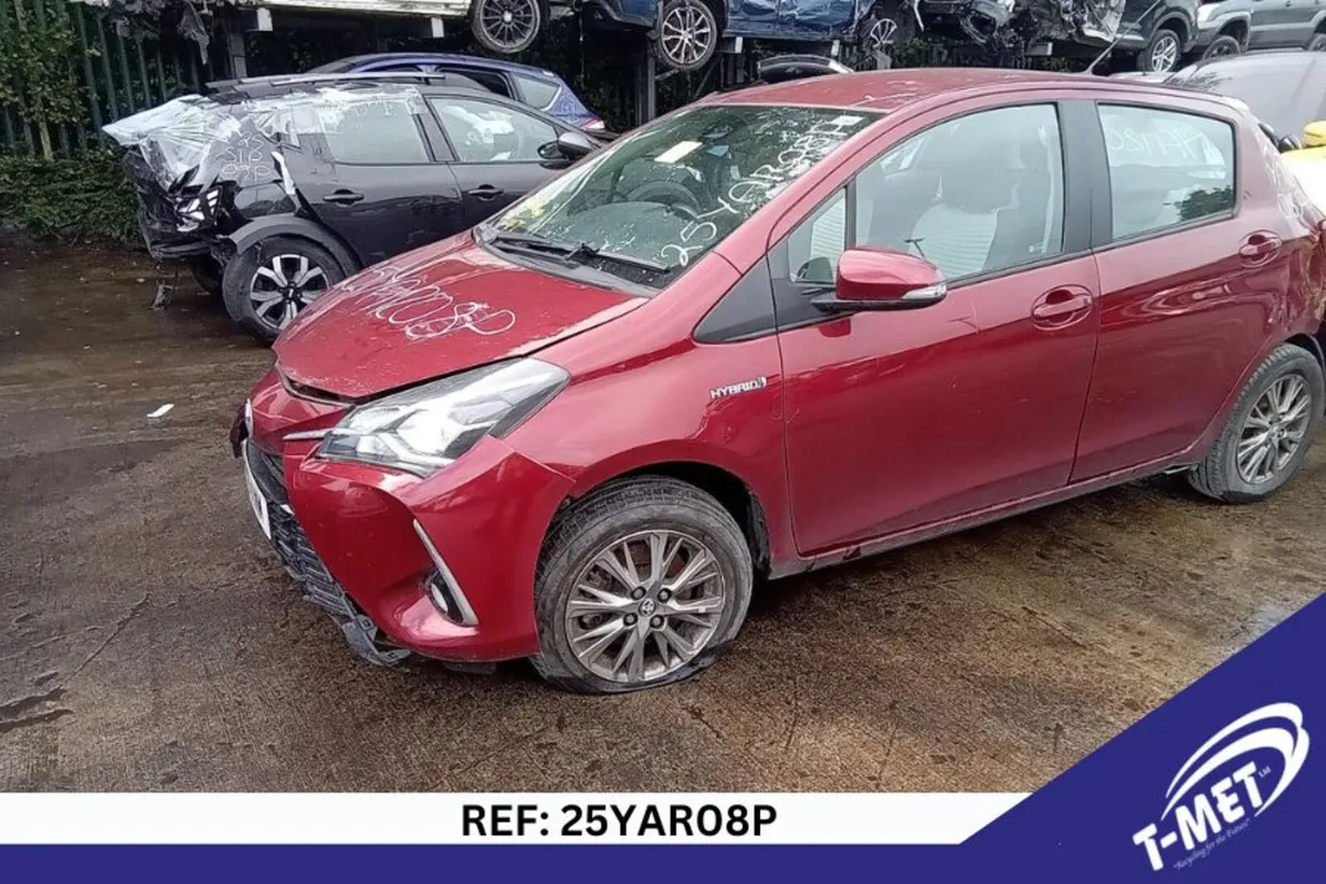 2018 TOYOTA YARIS BREAKING FOR PARTS - Image 1