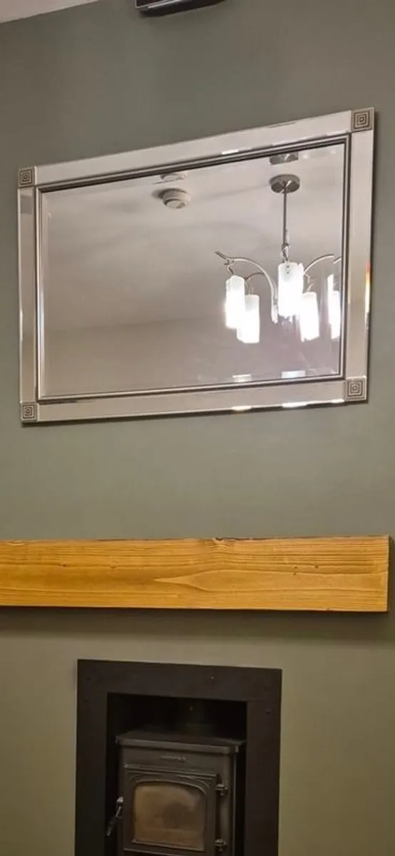 Large mirror - Image 1