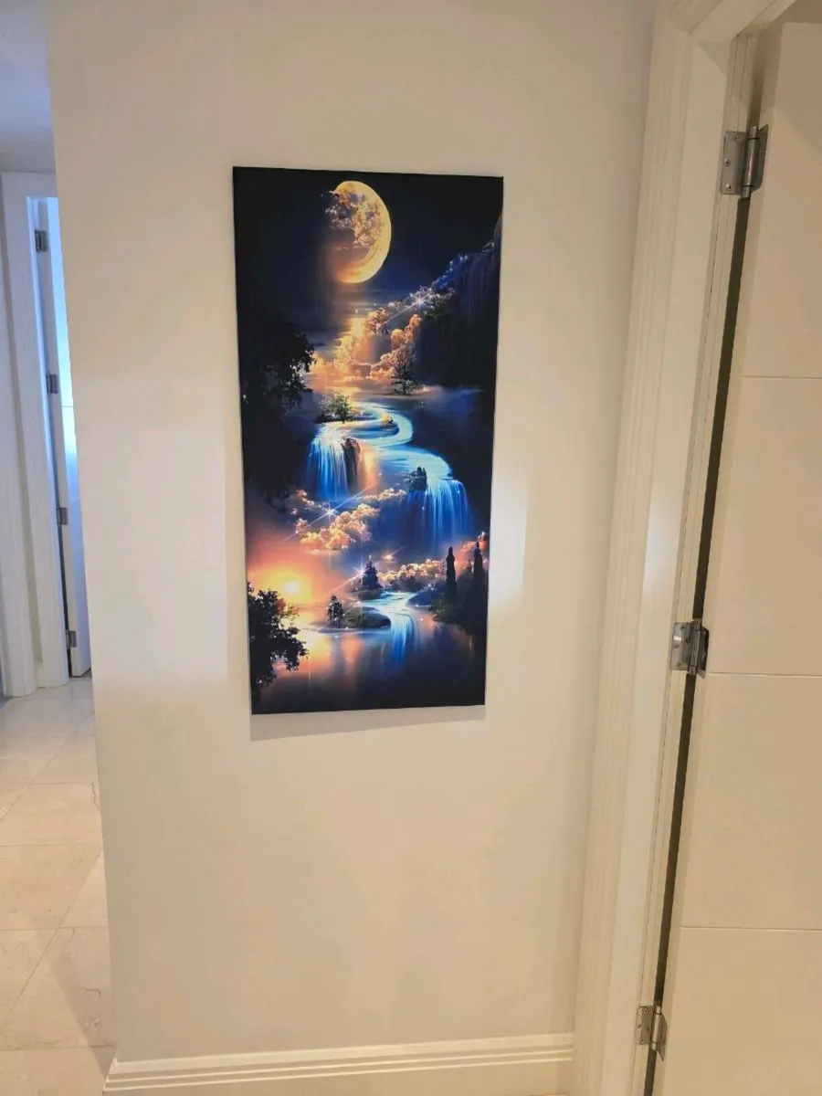 Canvas 45cm x 95 cm - Image 1