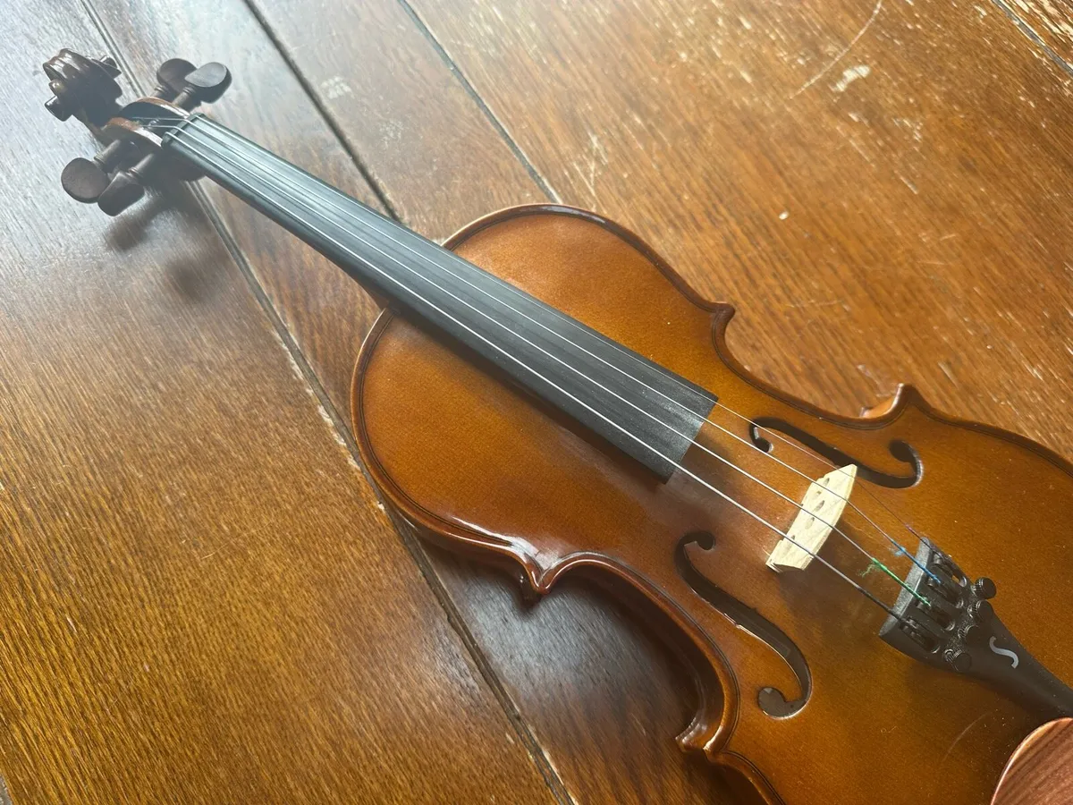 1/2 size fiddle / violin - Image 4