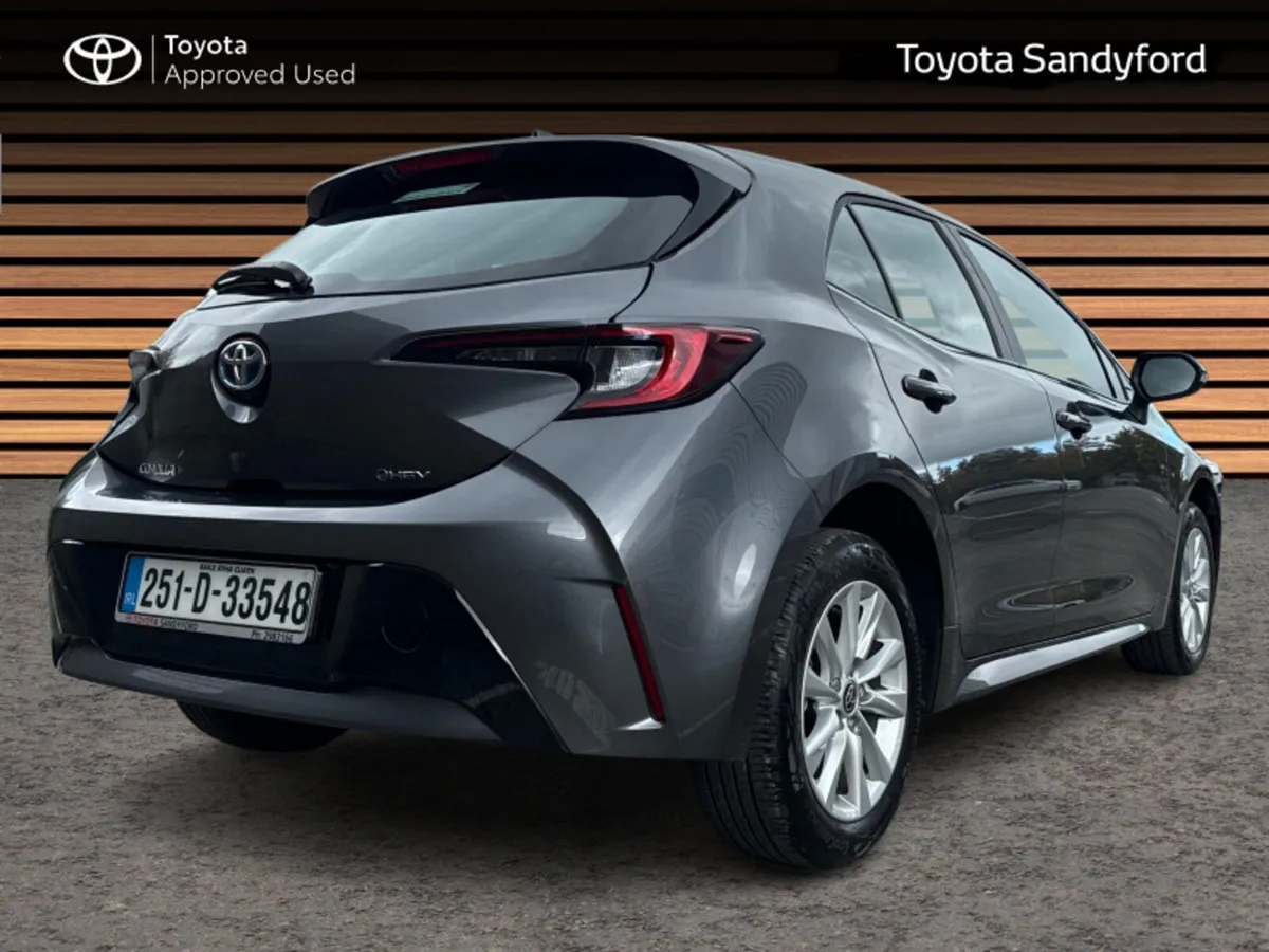 Toyota Corolla HYBRID LUNA HATCHBACK // REAR CAMER - Image 2