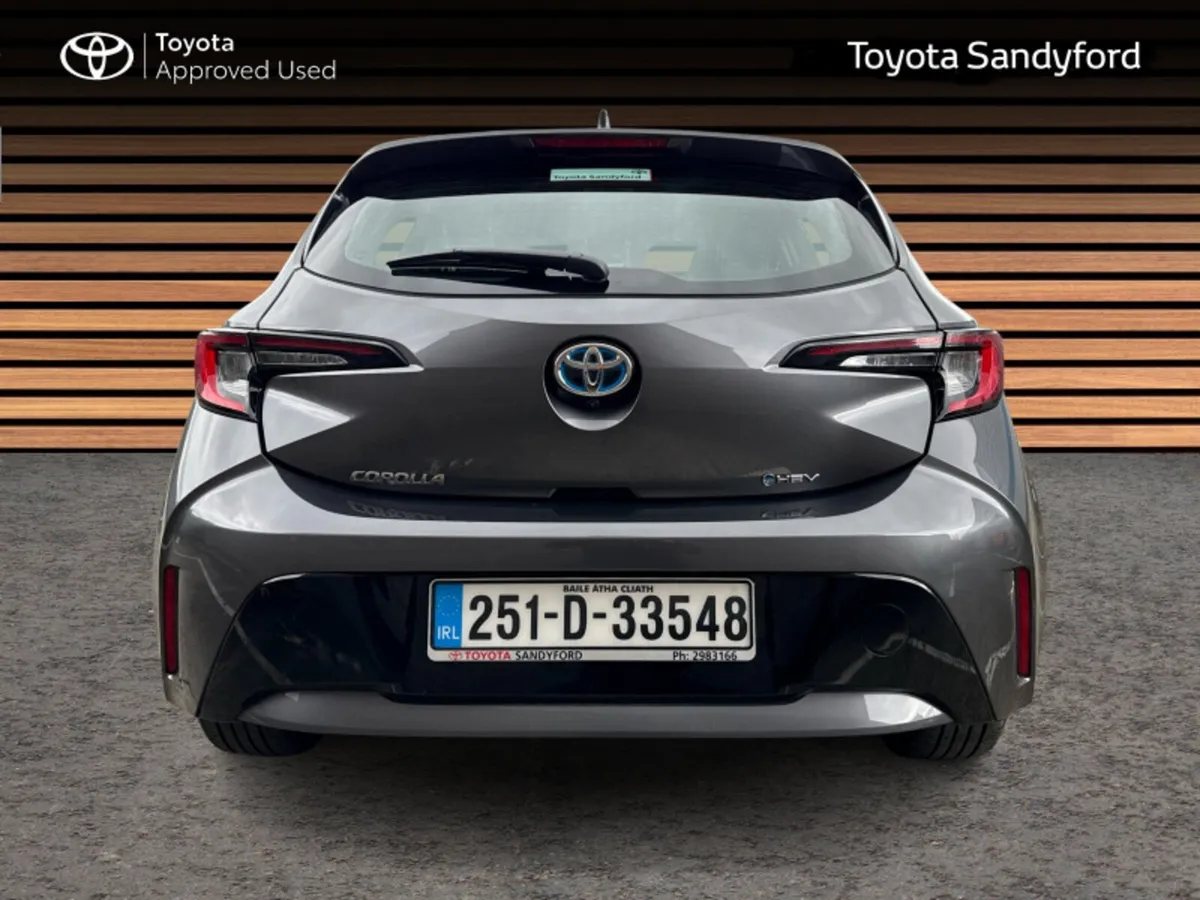 Toyota Corolla HYBRID LUNA HATCHBACK // REAR CAMER - Image 4