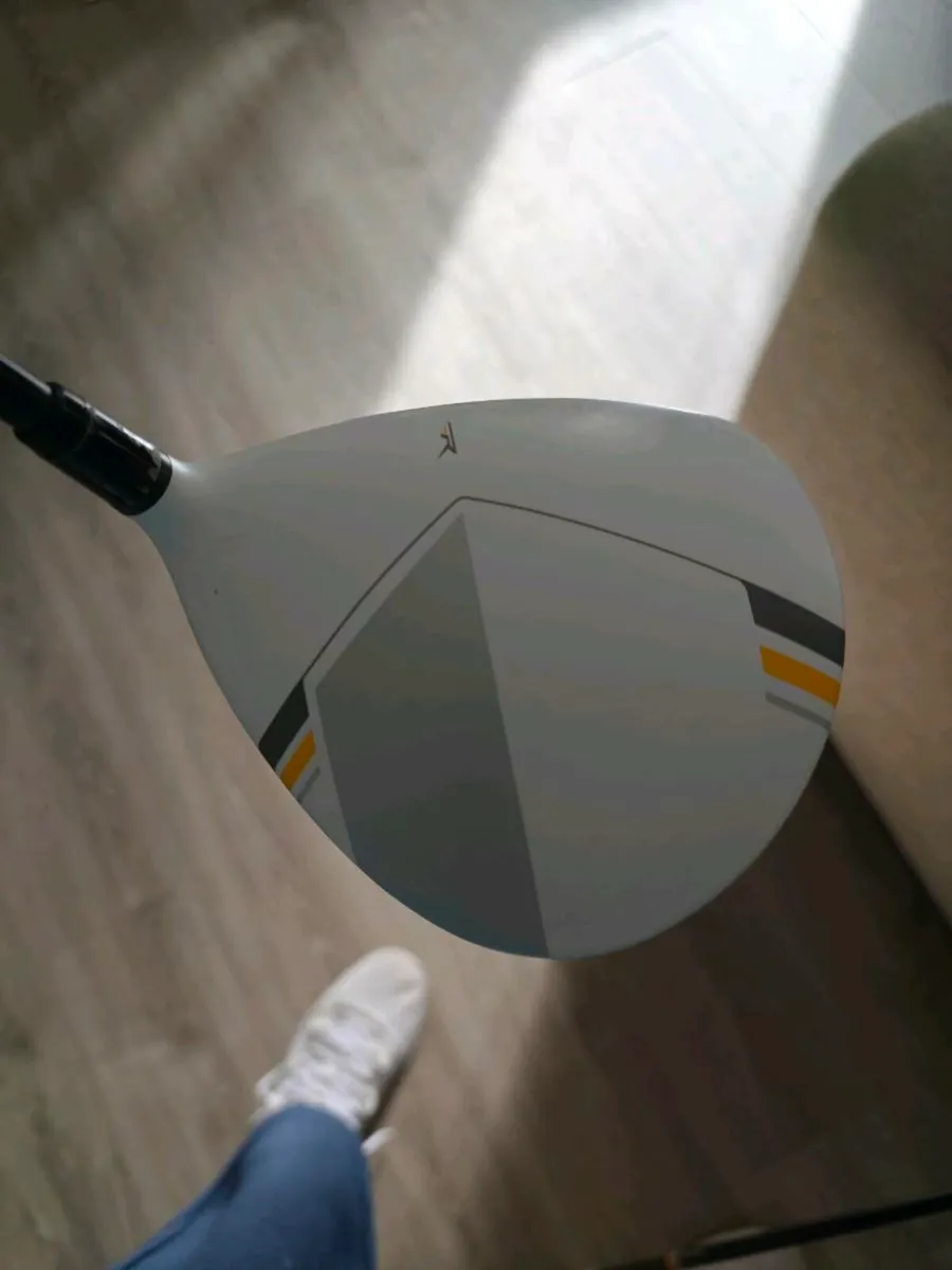 Taylor made driver and 3 wood - Image 2