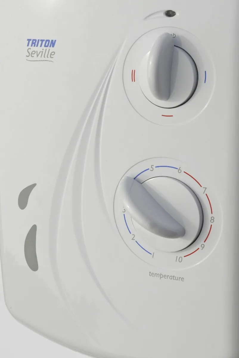 MOSV07SG Seville Universal Electric Shower 7.5 KW - Image 4
