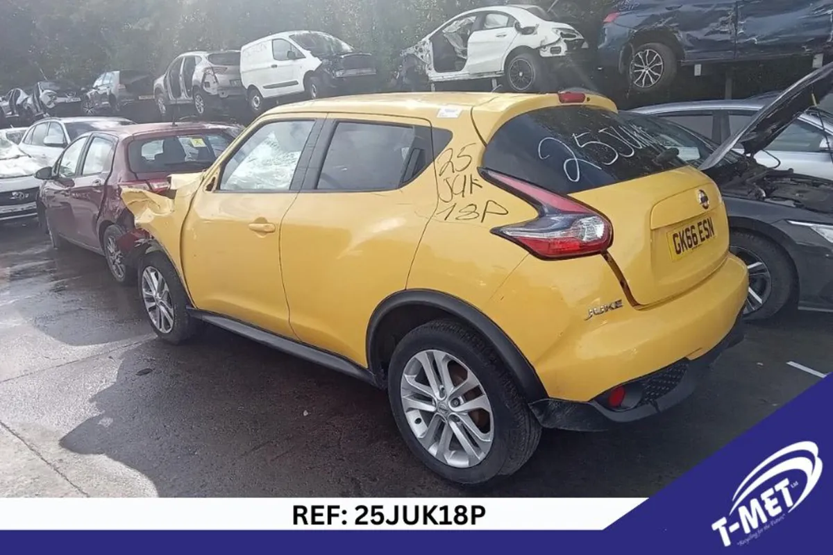 2016 NISSAN JUKE BREAKING FOR PARTS - Image 1
