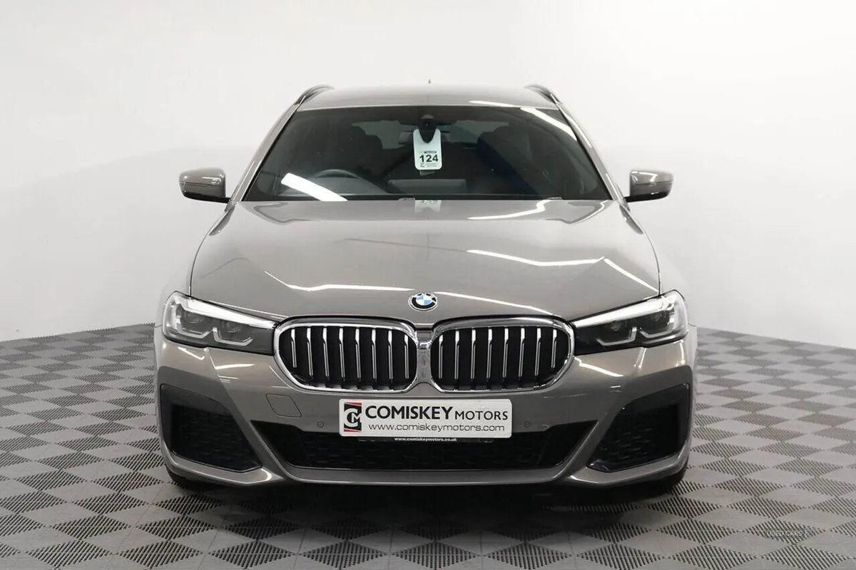 BMW 5 Series 520d MHT M Sport - Image 2