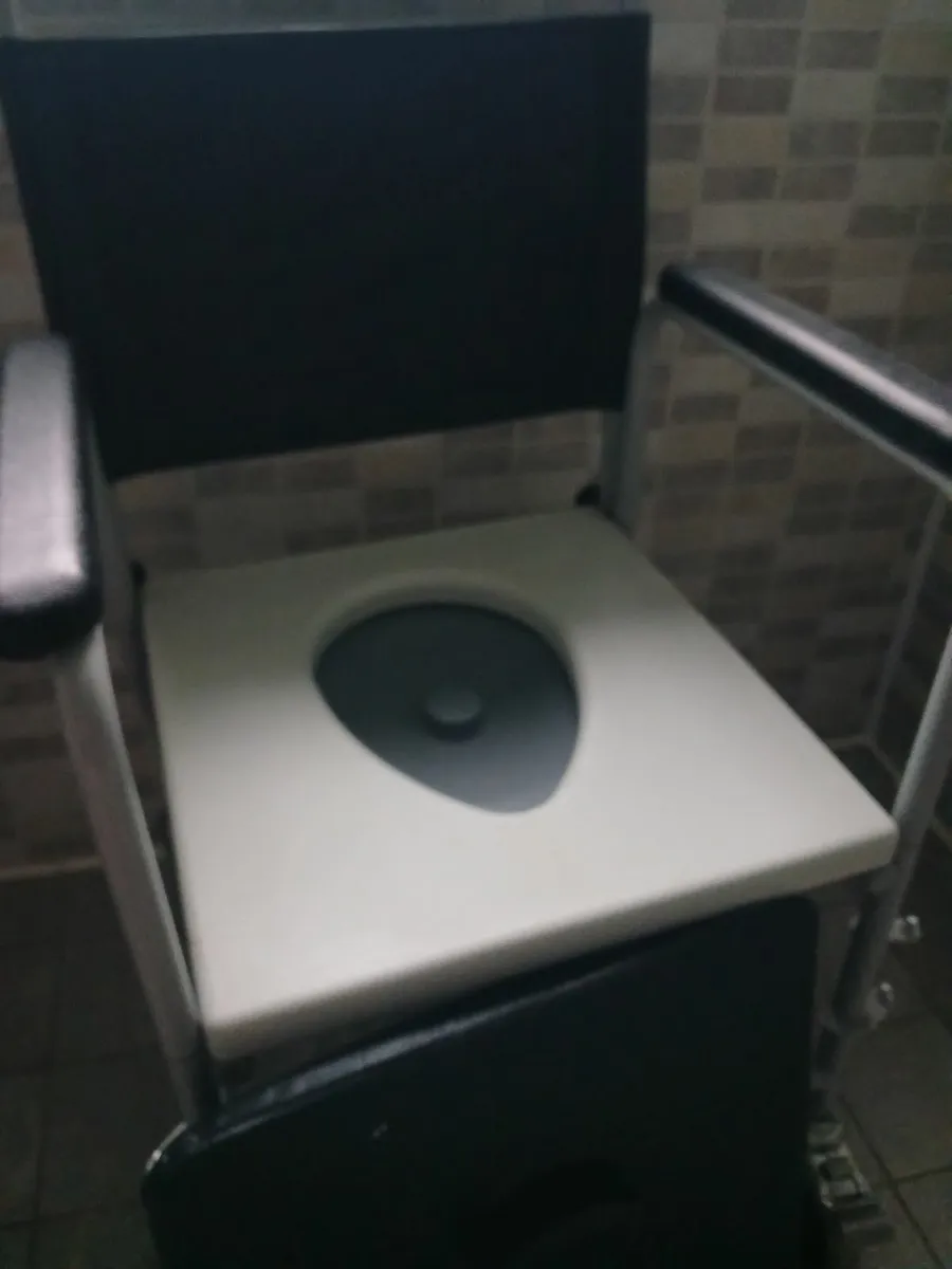 Commode - Image 4