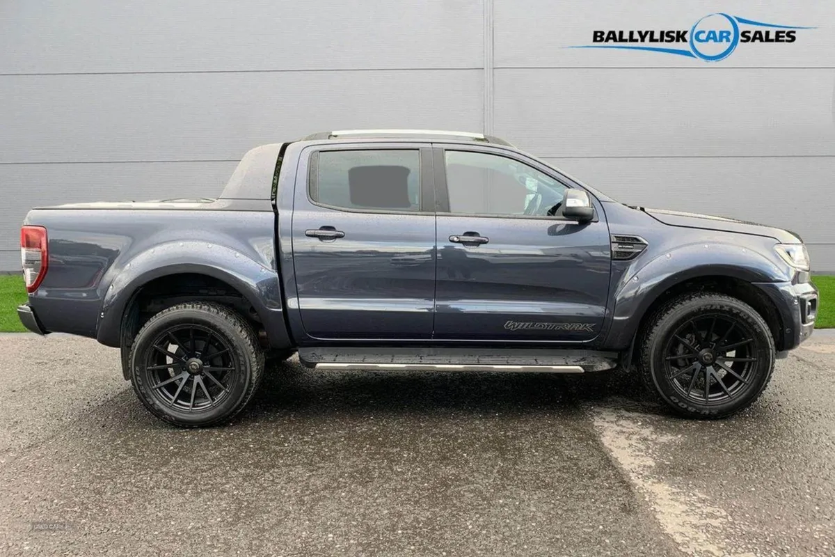 Ford Ranger 2.0 213PS Wildtrak Diesel Auto 4WD in - Image 3