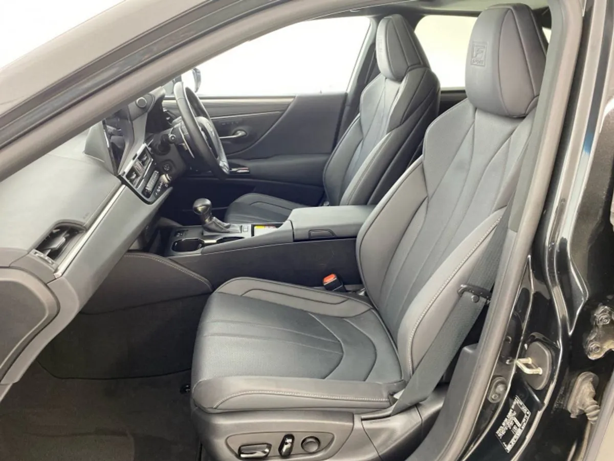 Lexus ES 300h F Sport - Image 2