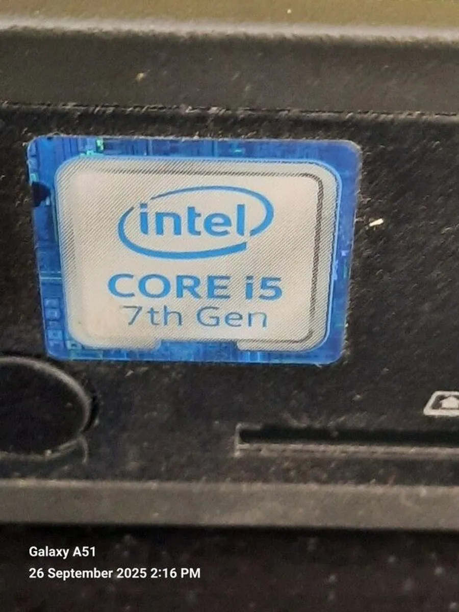 Shuttle Super Mini Pc. Ideal games starter. - Image 2