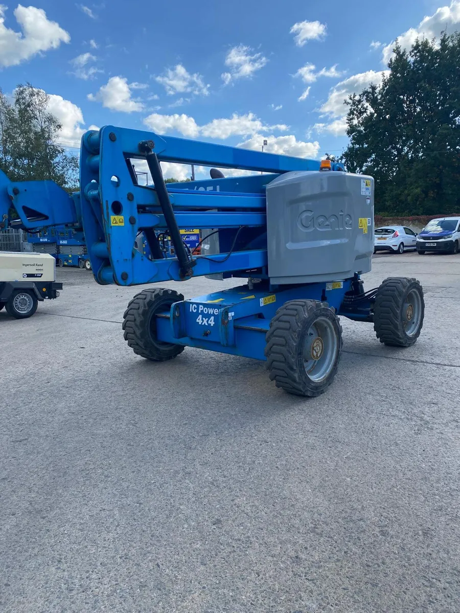 2014 GENIE Z45 / 25J 51FT DIESEL BOOM LIFT - Image 4