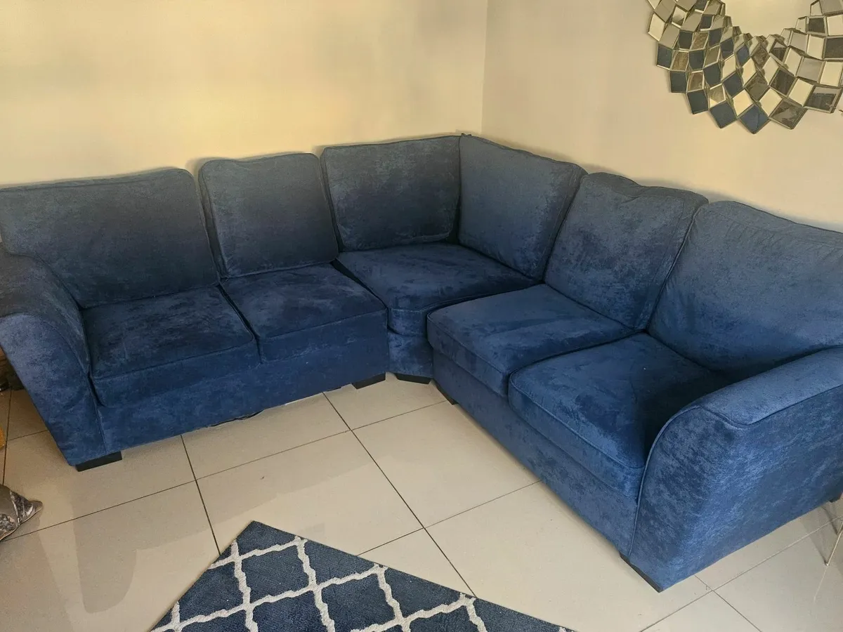 Navy corner couch - Image 4