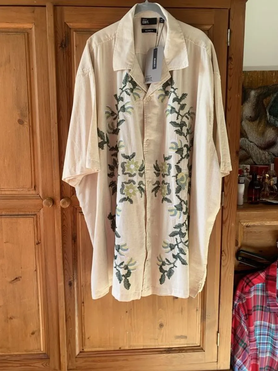 NEXT Men's Cotton Short Sleeved Shirt - Image 1