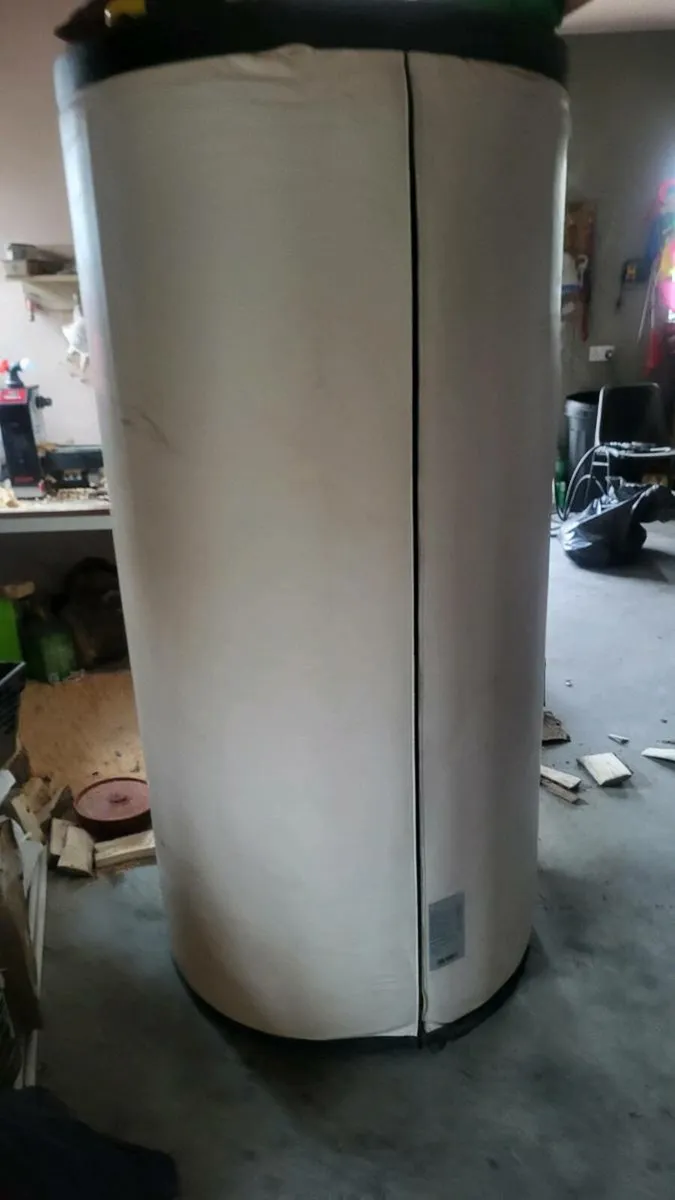 500 Lt  fully insulation stainless Steel hot tank - Image 2