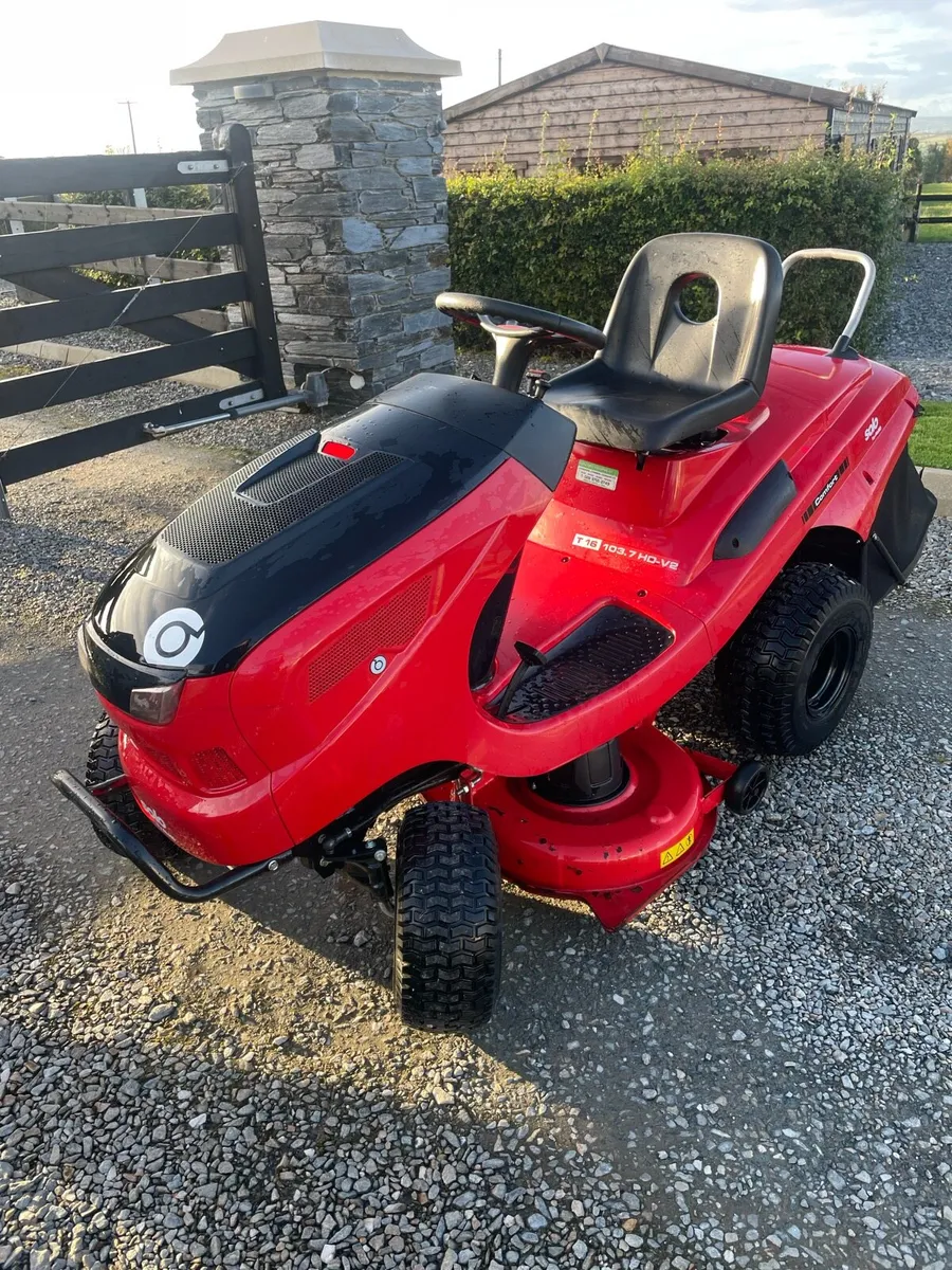 Solo T16 103.7 HD - V2 lawnmower - Image 1