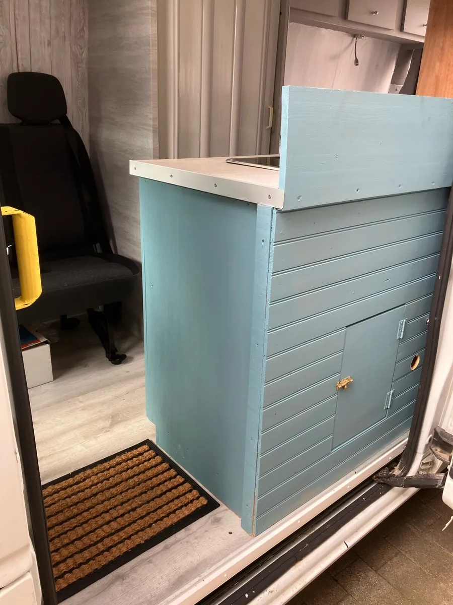 Campervan - Image 4