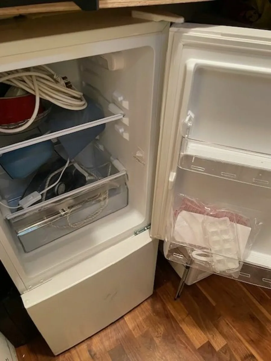 fridge/freezer - Image 1