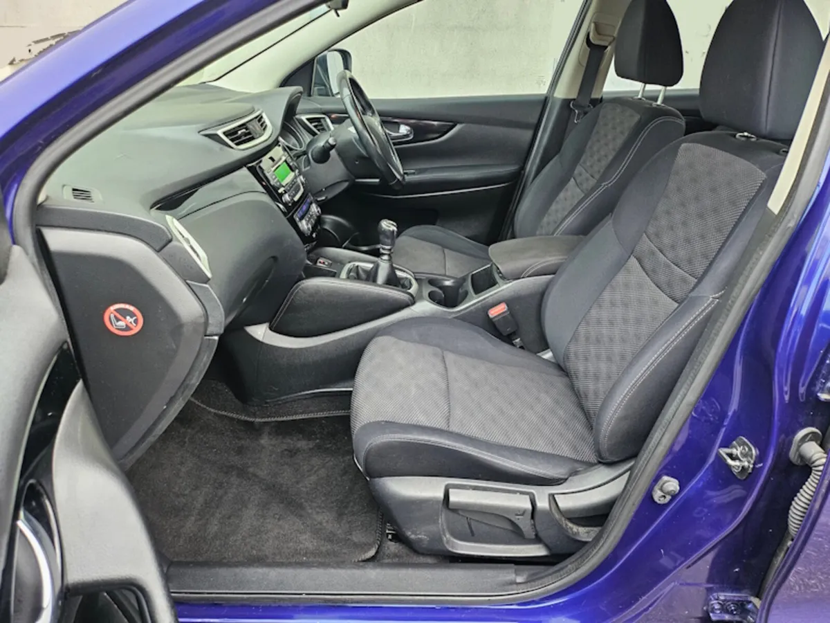 2015 Nissan Qashqai 1.5 DSL SV 1 Year Warranty - Image 4
