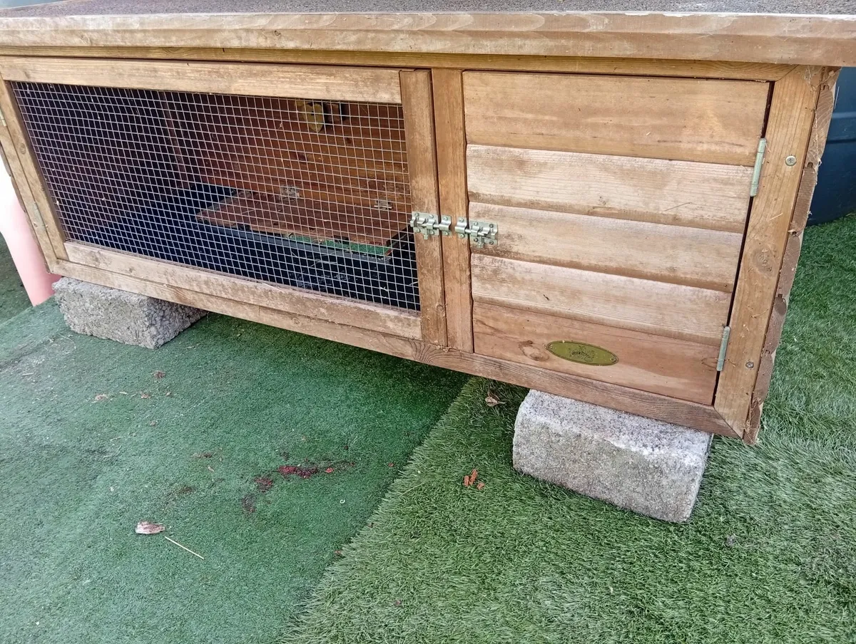 Universal Quality Hutch Cage - Image 1