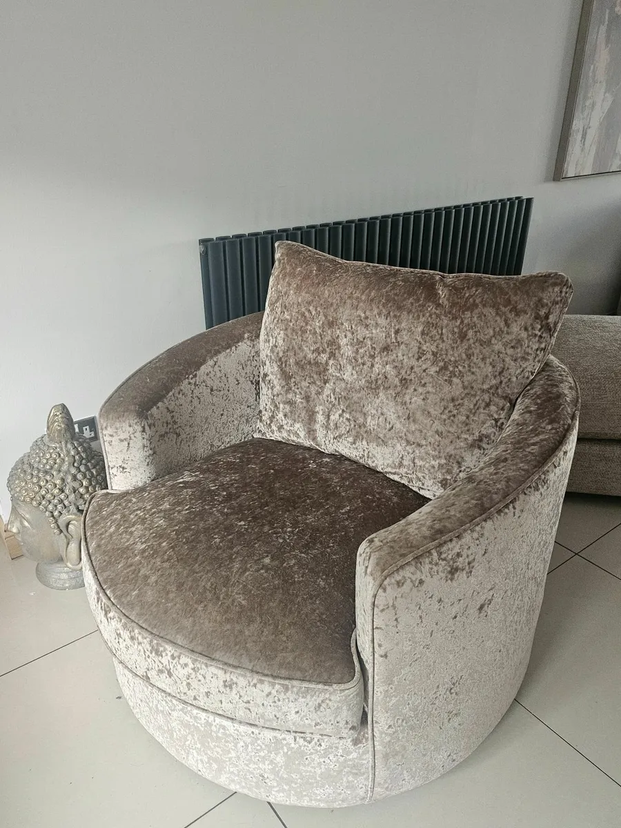 Navy corner couch - Image 1
