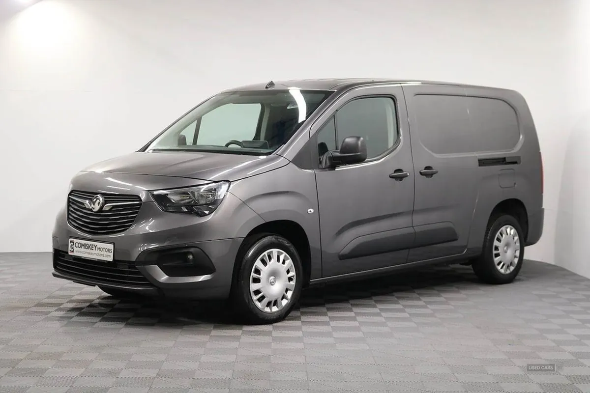 Vauxhall Combo Turbo D 2300 Sportive L2 H1 - Image 3