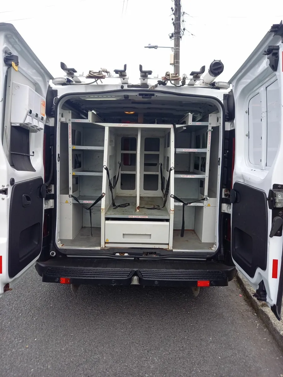 Van shelving - Image 1