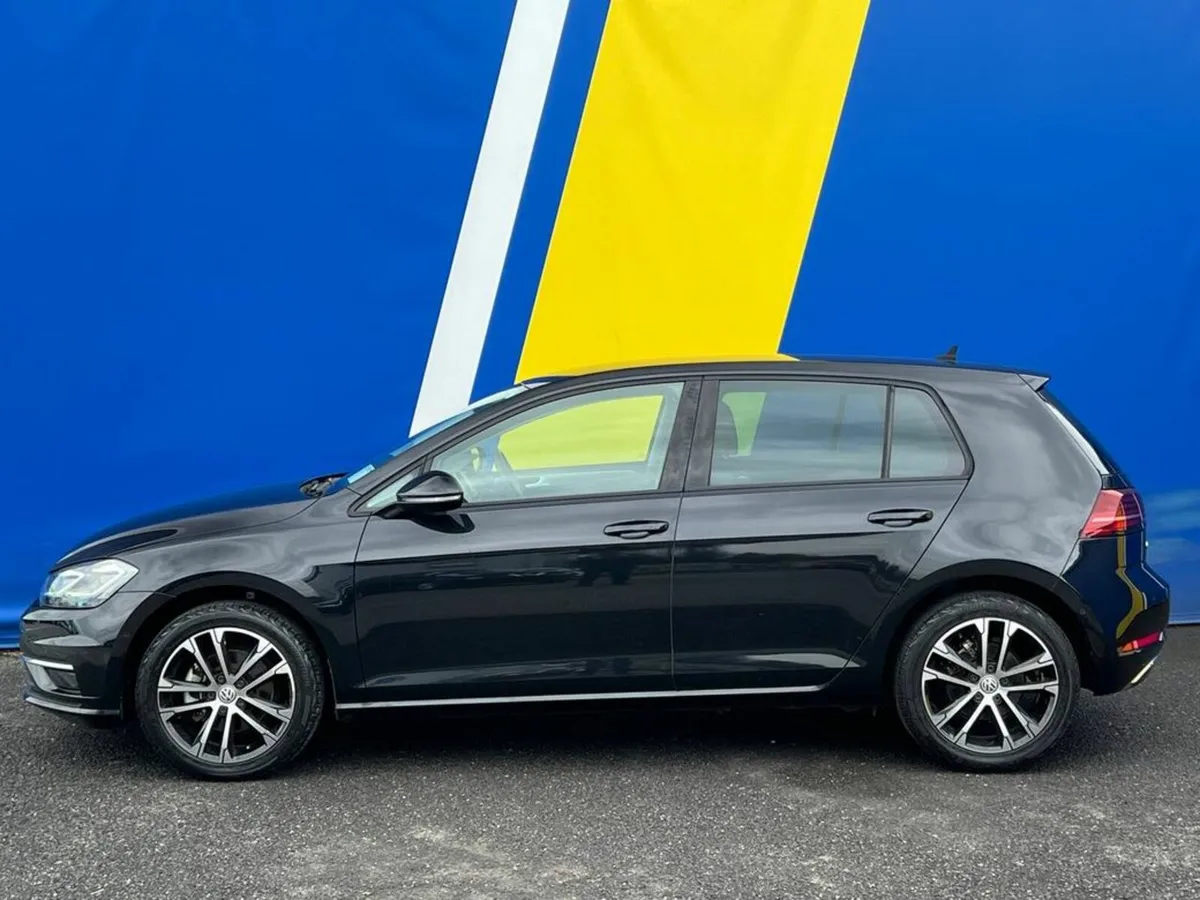 Volkswagen Golf COMFORTLINE 1.2 TSI AUTO // APPLE - Image 3