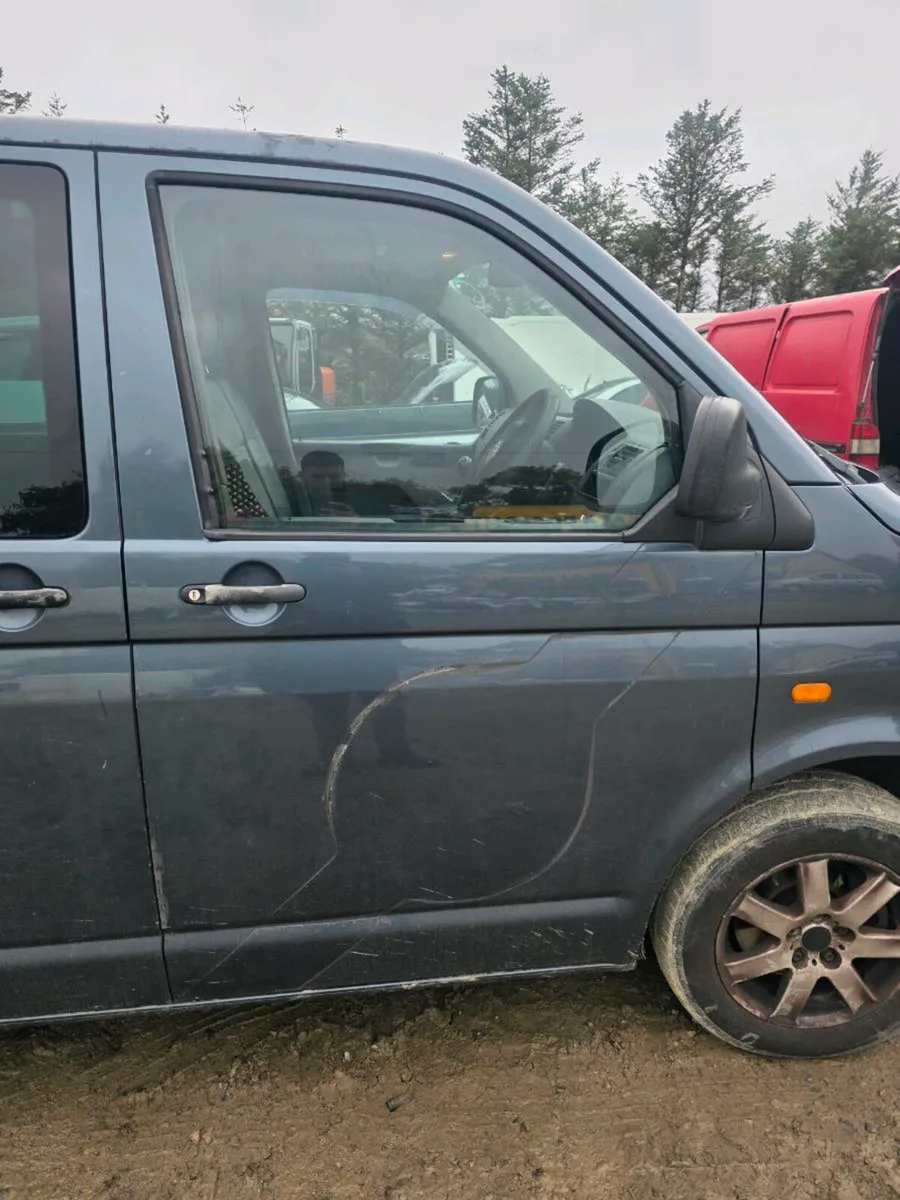 Vw transporter renault master doors with glass - Image 4