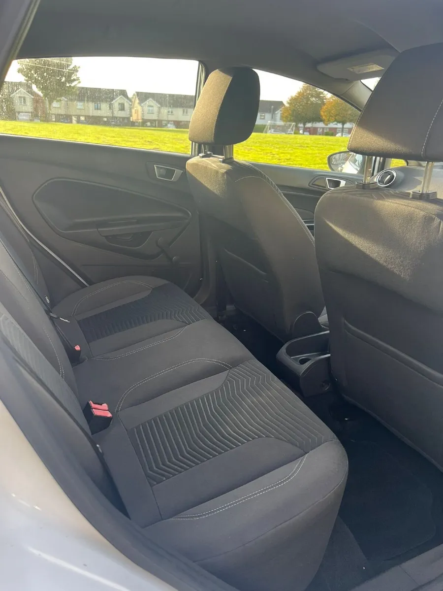 Ford Fiesta 2015 - Image 1