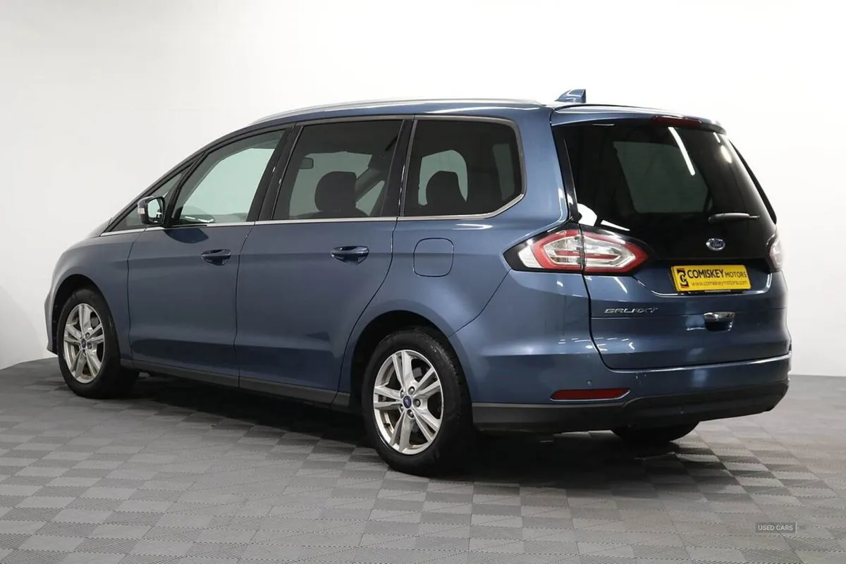 Ford Galaxy Ecoblue Titanium - Image 4
