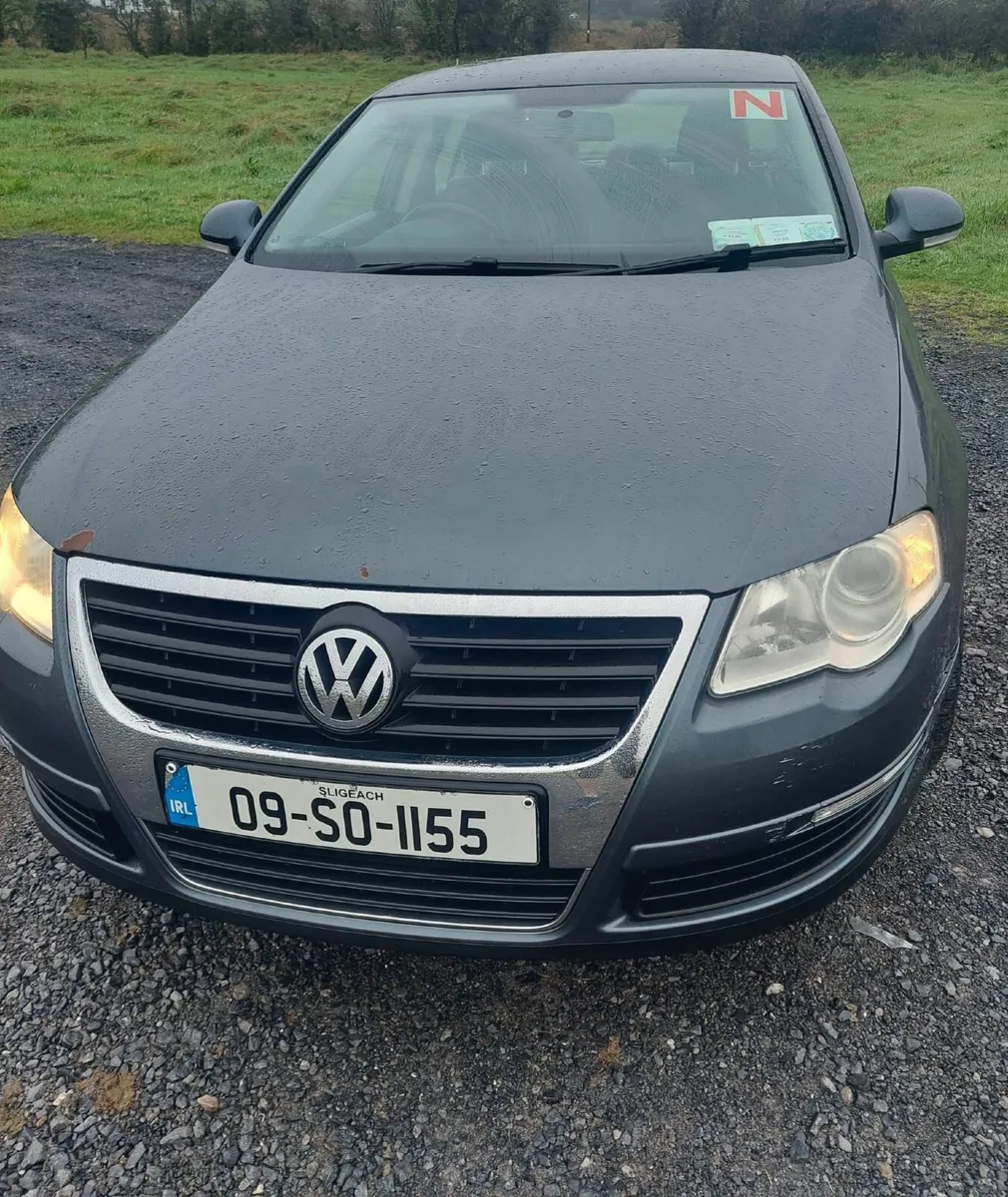 Volkswagen Passat 2009 - Image 1