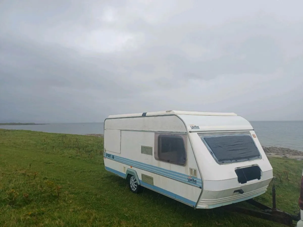 💋ELECTRIC PICNIC CARAVAN 💋 - Image 3