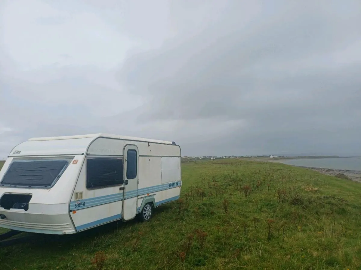 💋ELECTRIC PICNIC CARAVAN 💋 - Image 4
