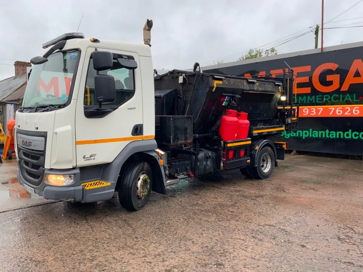 DAF LF LF 180 Auger Discharge HOT Box. - Image 1