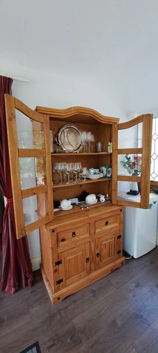Display Cabinet - Image 2