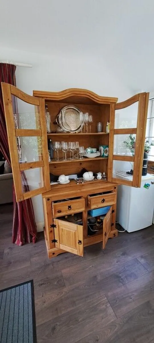 Display Cabinet - Image 3