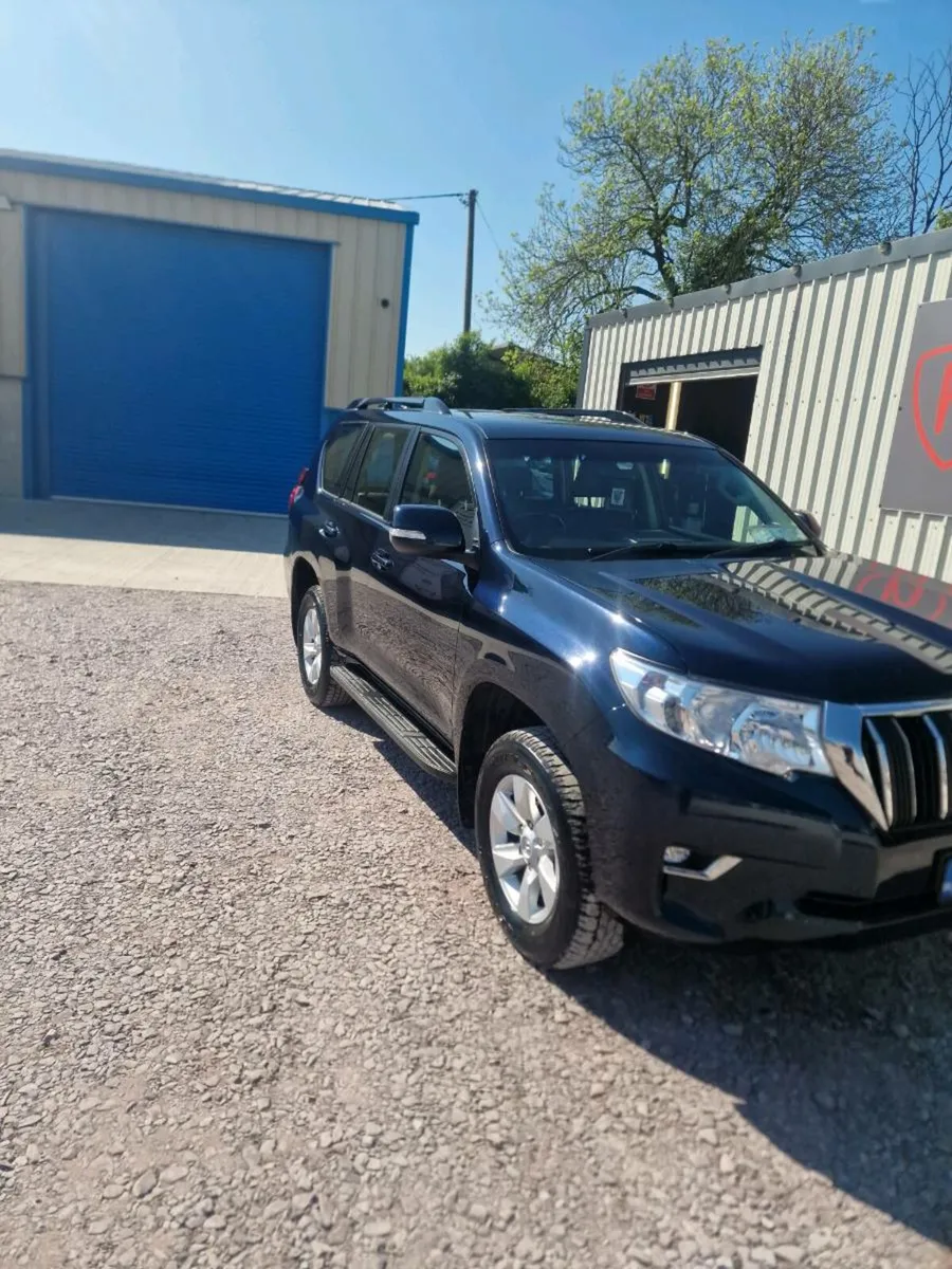 Toyota landcruiser Business class - Image 2