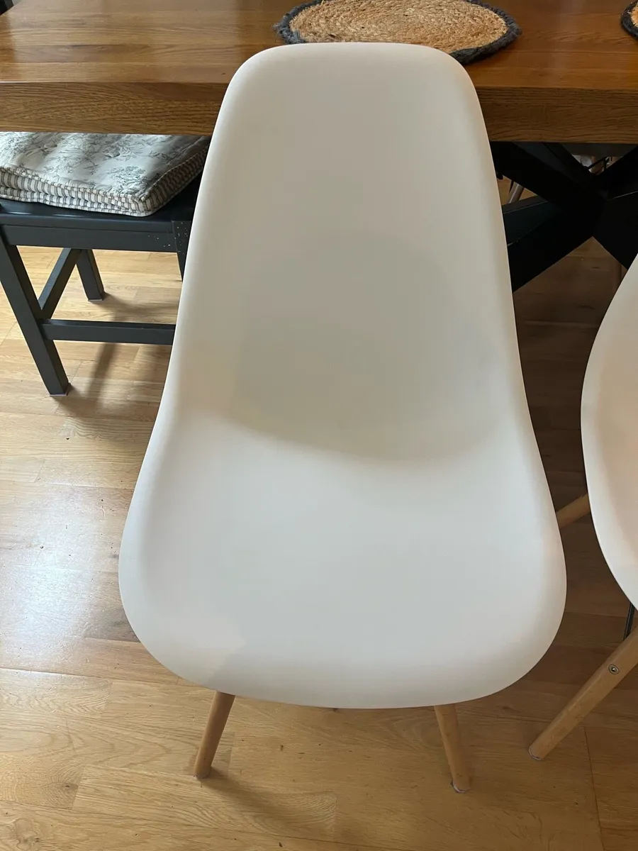 Chairs 6 white kitchen chairs - Image 2