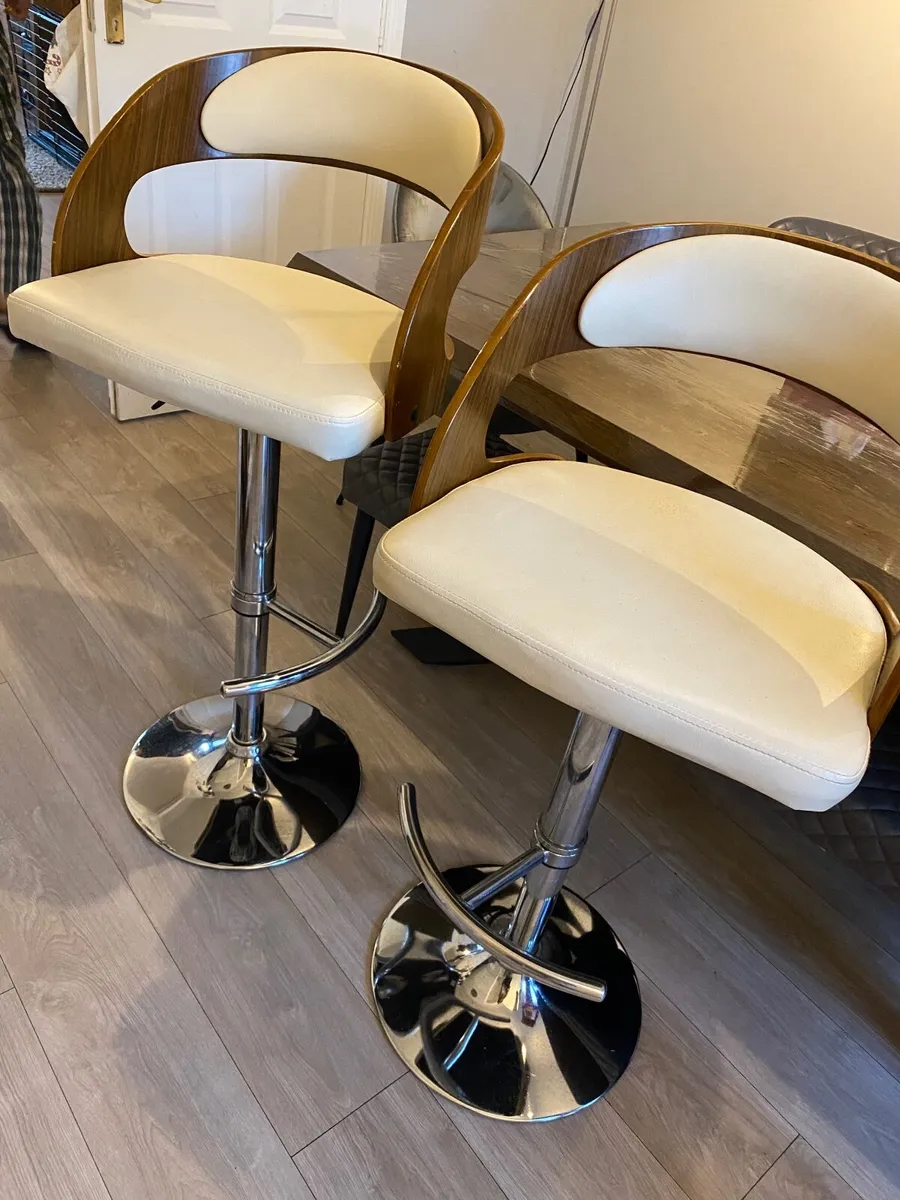 Bar Stool - Image 4