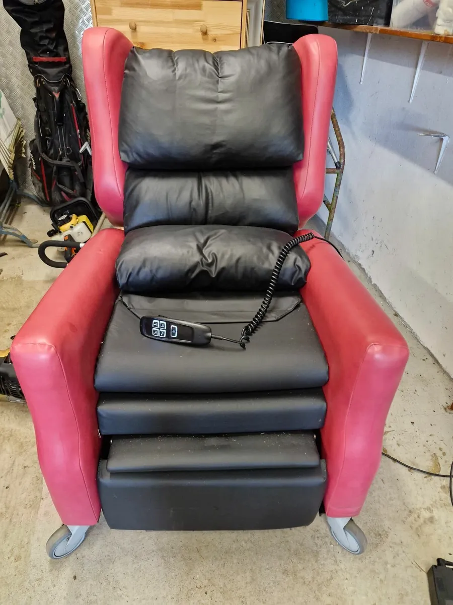 Primacare Adelphi Medical Recliner Care Chair