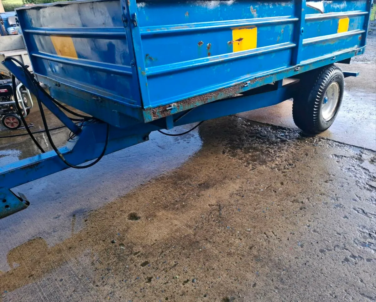 Tipping trailers - Image 3